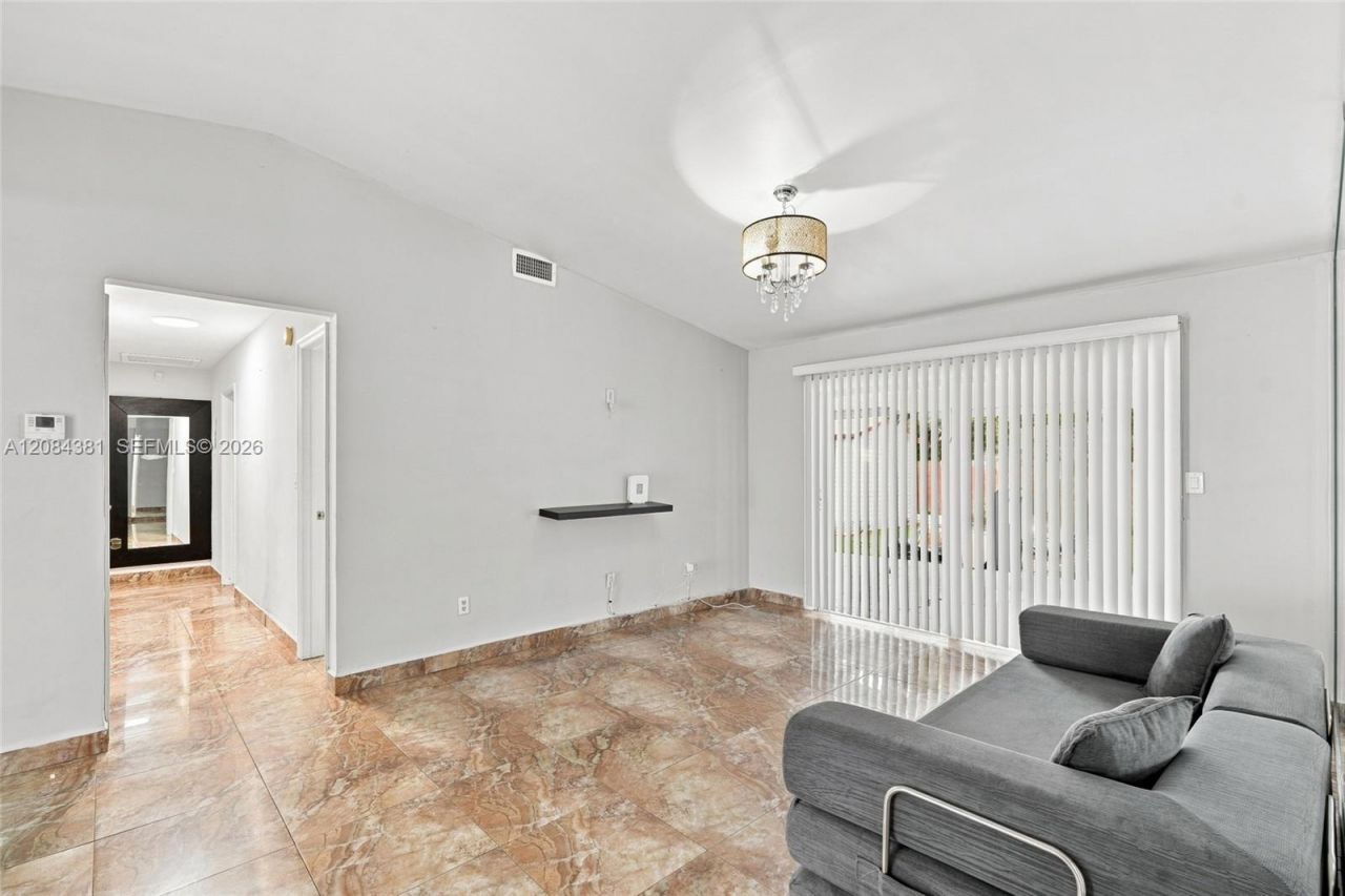 11050 SW 160th St , Unit 11050, Miami, FL 33157 Photo