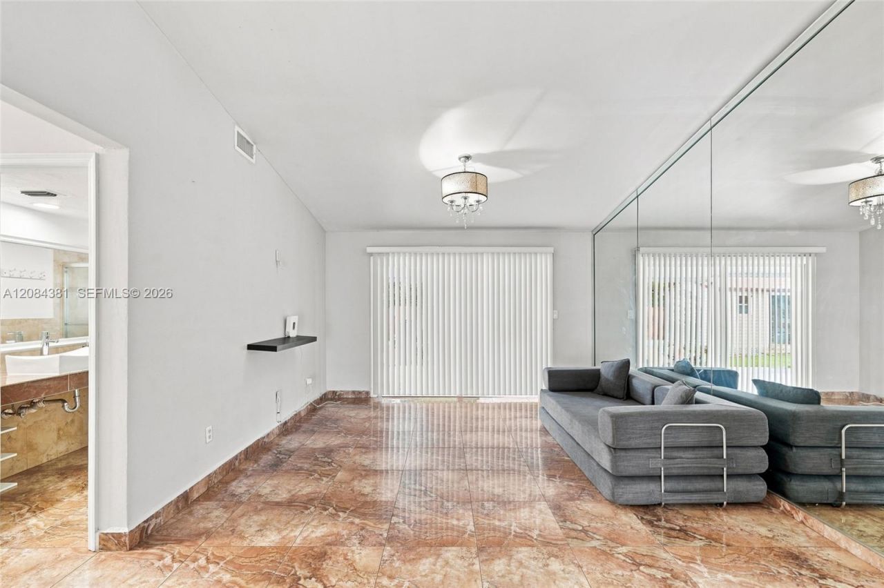 11050 SW 160th St , Unit 11050, Miami, FL 33157 Photo