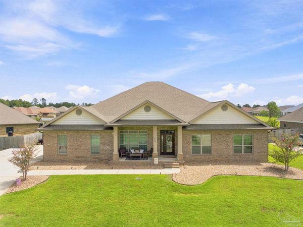 2859 Carrington Lakes Blvd, Cantonment, FL 32533