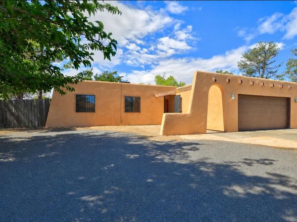 2100 Black Hills Road NE, Rio Rancho, NM 87124