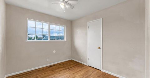 1700 Oxford Avenue, Sparks, NV 89431 Photo