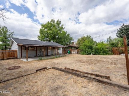 1700 Oxford Avenue, Sparks, NV 89431 Photo