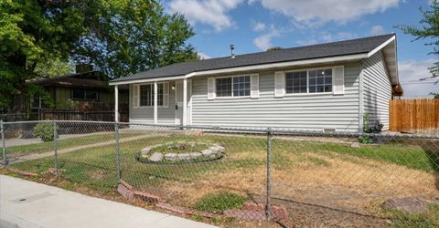 1700 Oxford Avenue, Sparks, NV 89431 Photo