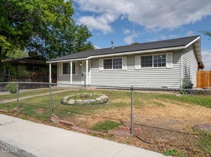 1700 Oxford Avenue, Sparks, NV 89431 Photo