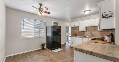 1700 Oxford Avenue, Sparks, NV 89431 Photo