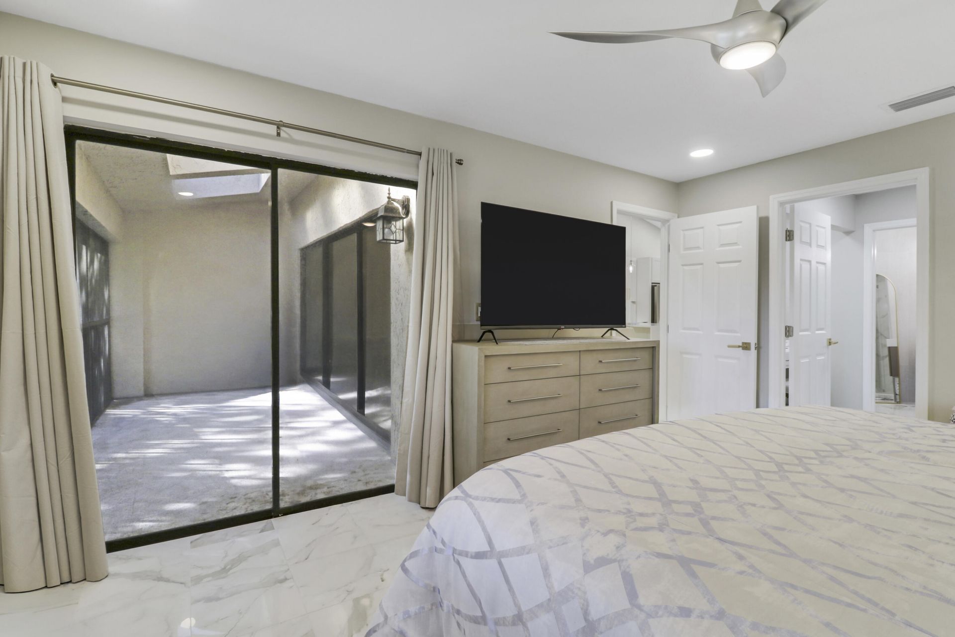 1143 Duncan Circle, Unit 202, Palm Beach Gardens, FL 33418 Photo