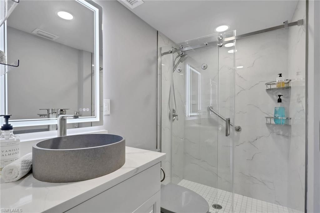 3 Bluebill Ave , Unit 107, Naples, FL 34108 Photo