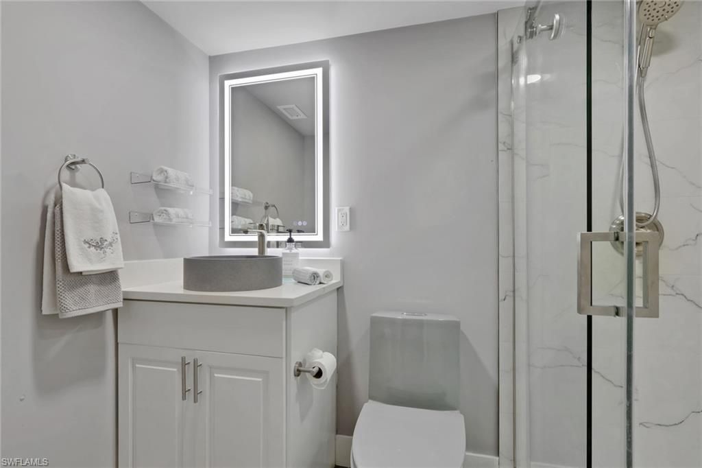 3 Bluebill Ave , Unit 107, Naples, FL 34108 Photo