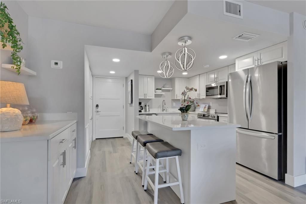 3 Bluebill Ave , Unit 107, Naples, FL 34108 Photo