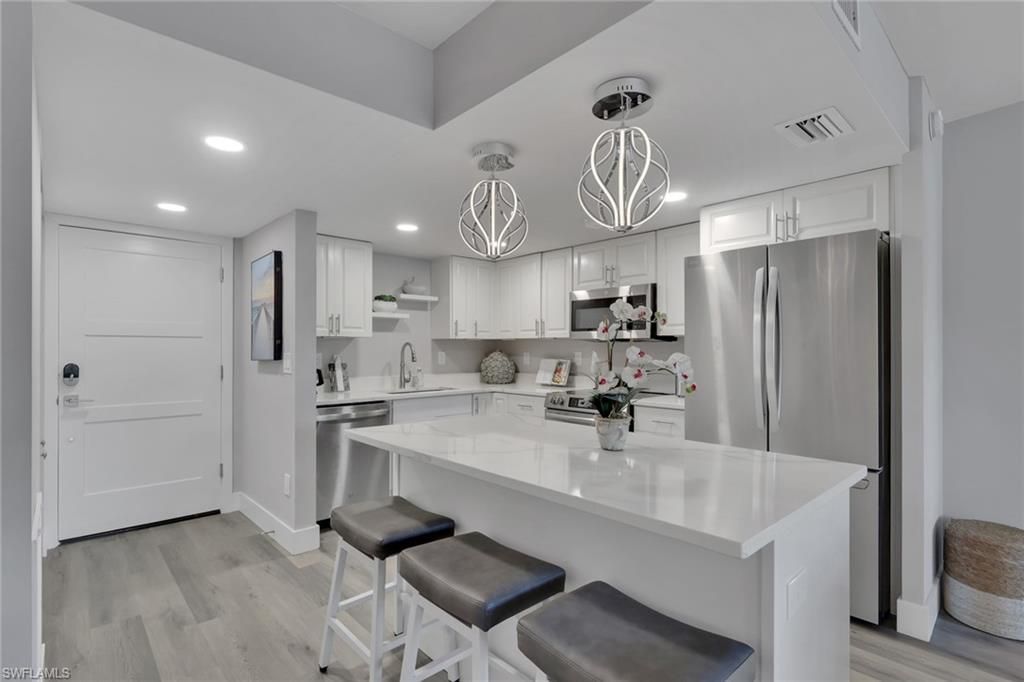 3 Bluebill Ave , Unit 107, Naples, FL 34108 Photo