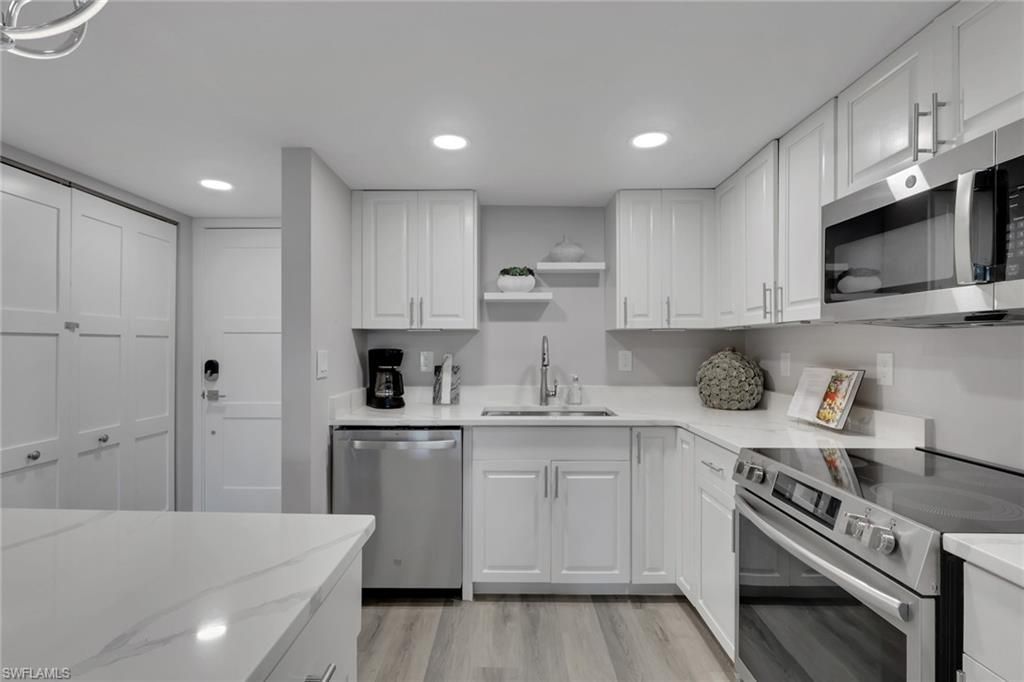3 Bluebill Ave , Unit 107, Naples, FL 34108 Photo