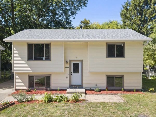 10560 Unity Street NW, Coon Rapids, MN 55433