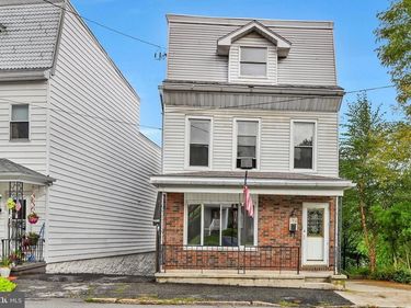 1952 MAHANTONGO STREET , POTTSVILLE, PA 17901