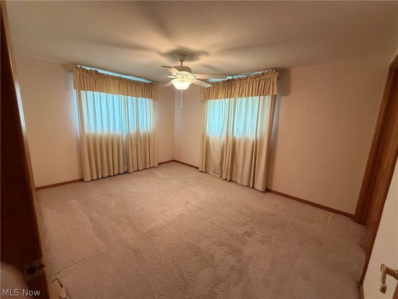 113 Starkey Boulevard, Wintersville, OH 43953 Photo 14