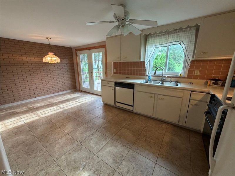 113 Starkey Boulevard, Wintersville, OH 43953 Photo 9