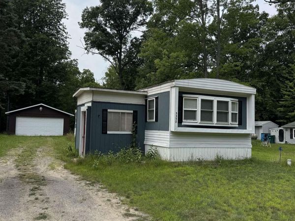 5358 Pinecrest Lane, Prescott, MI 48756