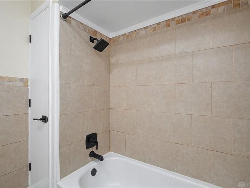529 N Eppington Drive, Trotwood, OH 45426 Photo 36