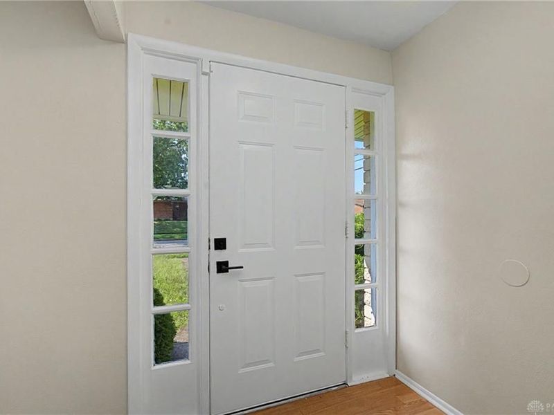 529 N Eppington Drive, Trotwood, OH 45426 Photo 8