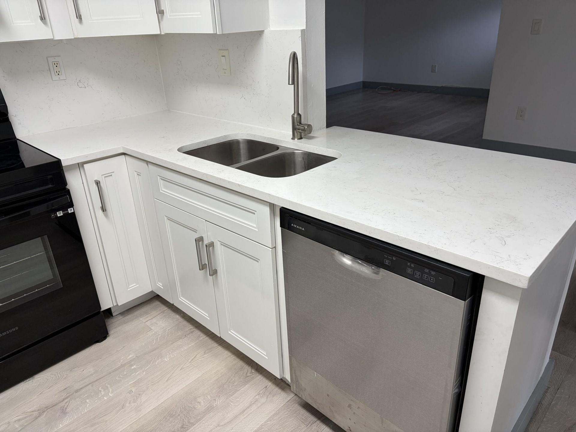 10292 NW 9th Street Circle, Unit 103, Miami, FL 33172 Photo