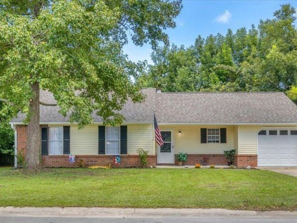 507 Crissy Drive, Jacksonville, NC 28540