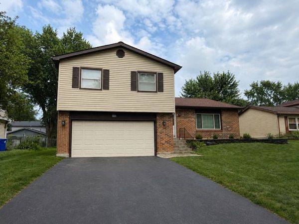 119 S Elroy Avenue , Bartlett, IL 60103
