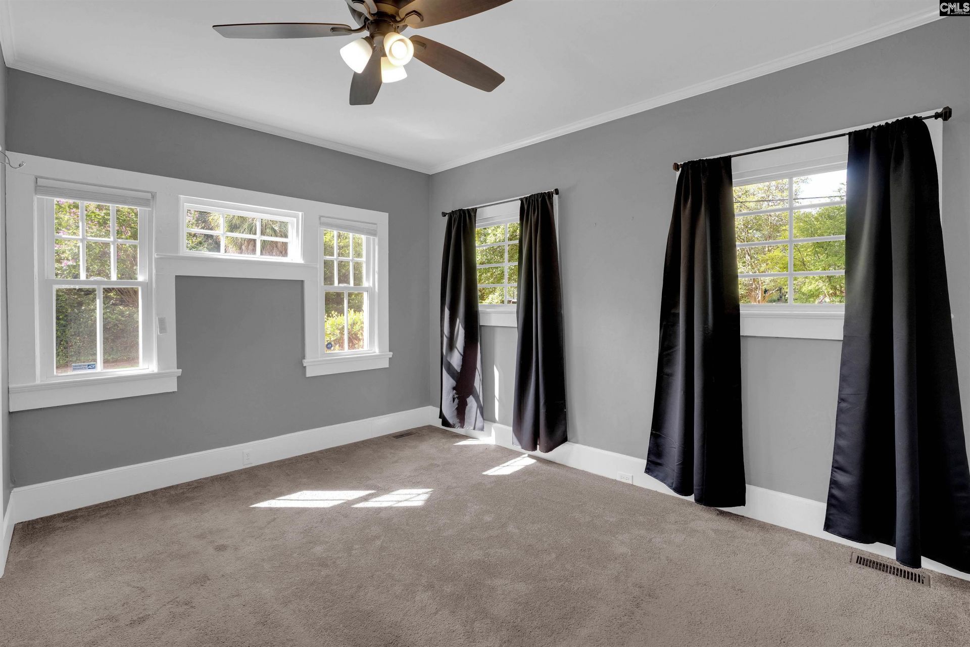 305 S Saluda Avenue Photo 37