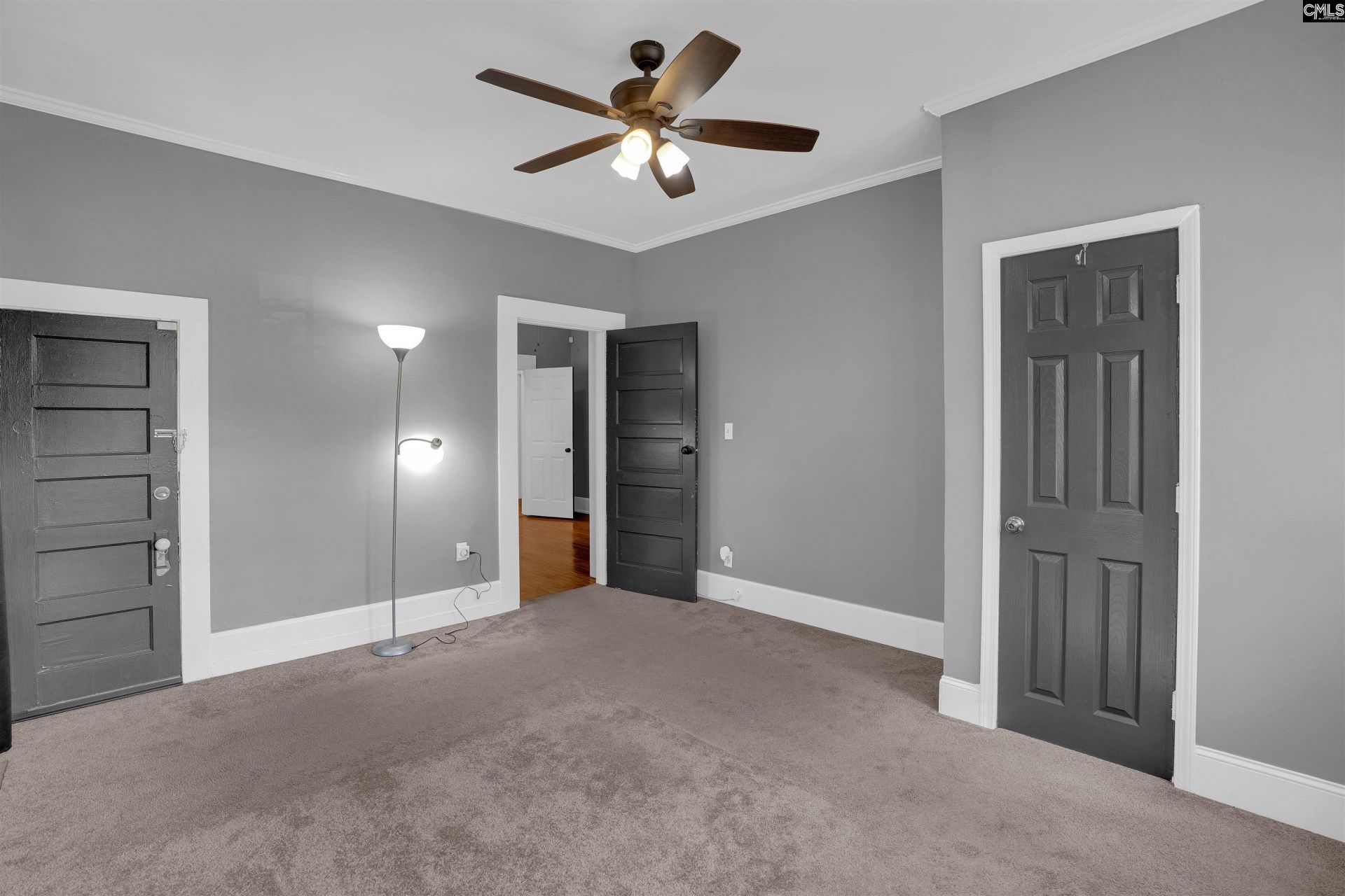 305 S Saluda Avenue Photo 38