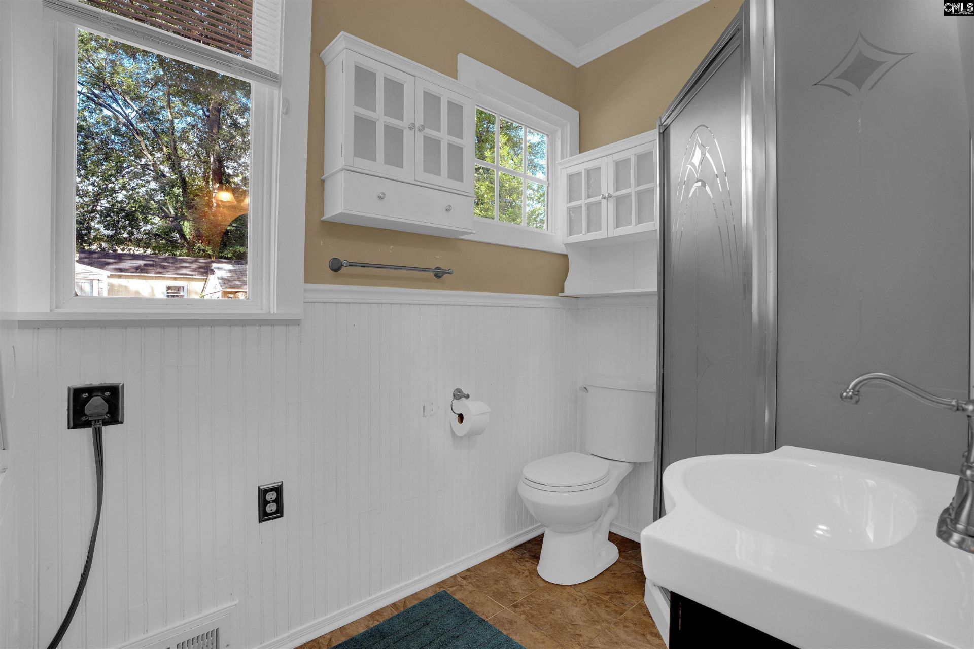 305 S Saluda Avenue Photo 39