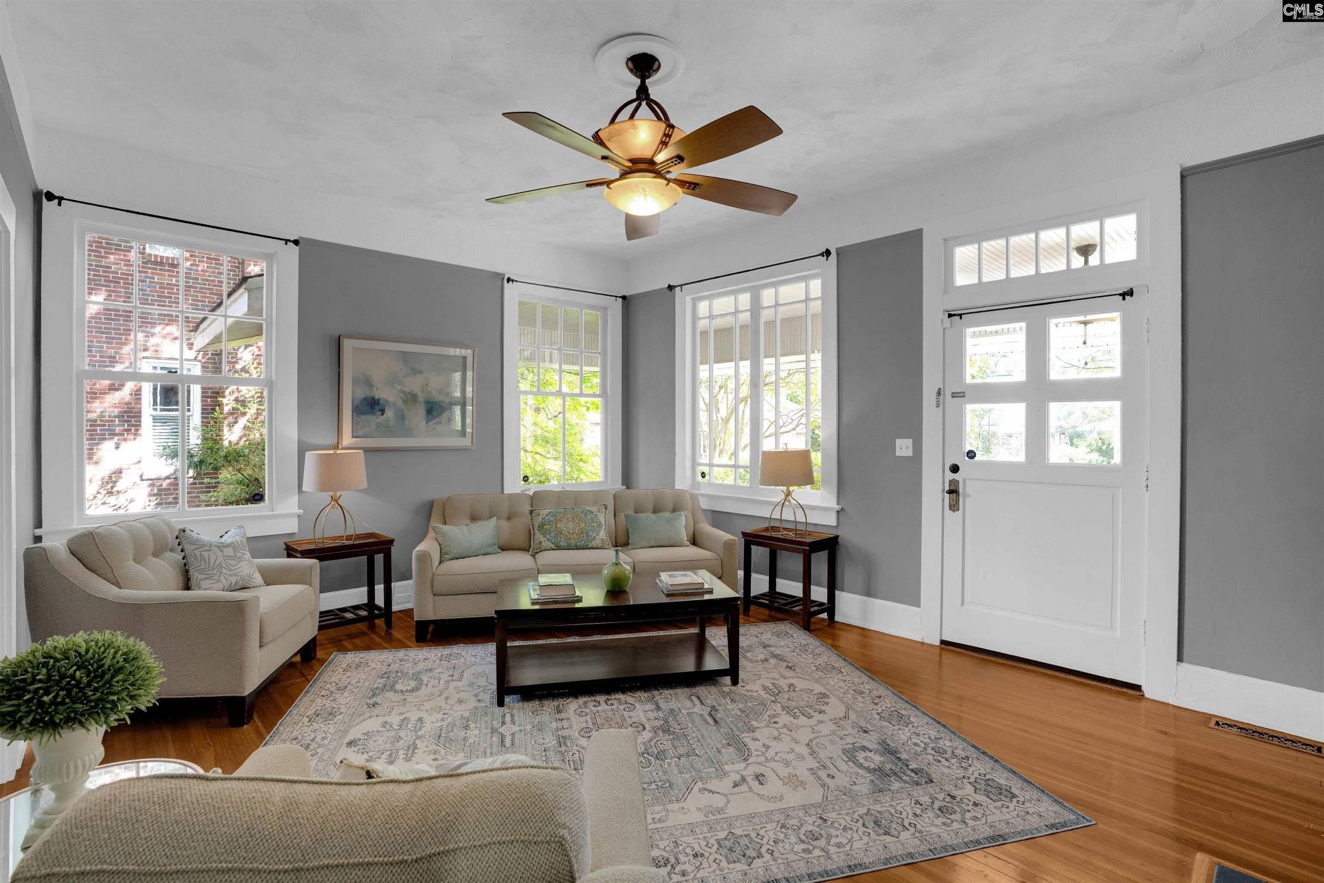 305 S Saluda Avenue Photo 4