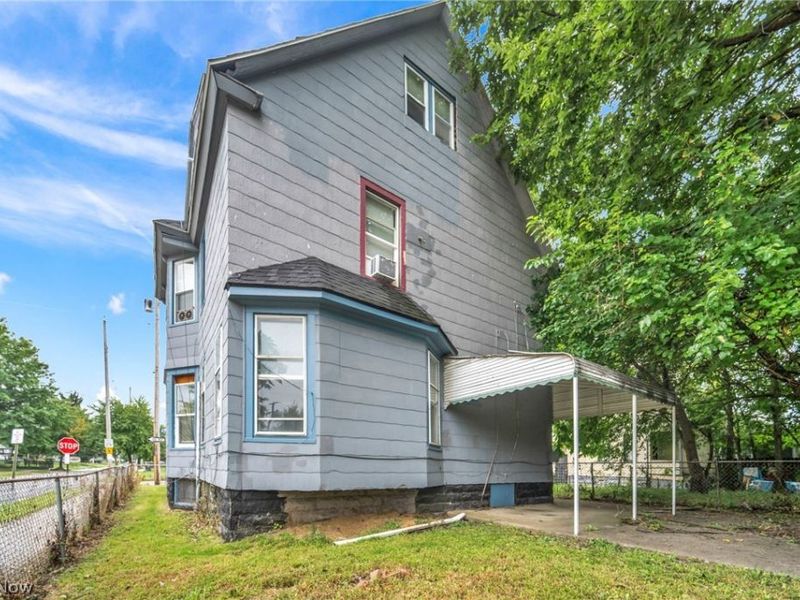 8311 Decker Avenue, Cleveland, OH 44103 Photo 27