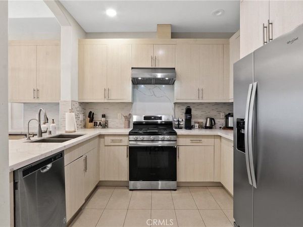 1598 Long Beach Boulevard, Unit 412, Long Beach, CA 90813