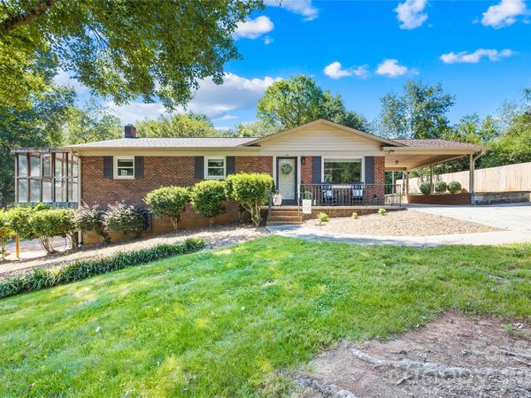 184 Hillsdale Lane, Taylorsville, NC 28681