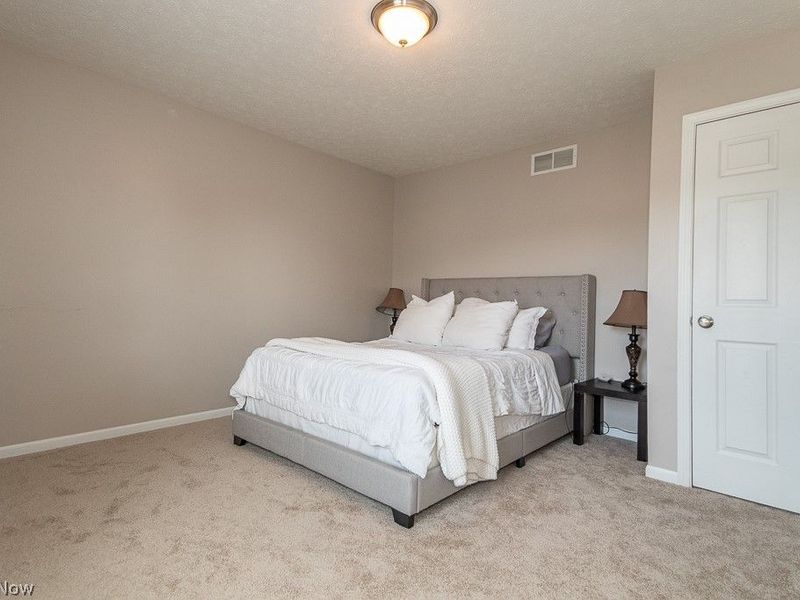 410 Rachel Lane, Avon Lake, OH 44012 Photo 13