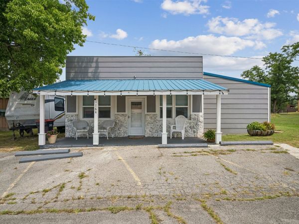 164 W Cherokee , Langley, OK 74350