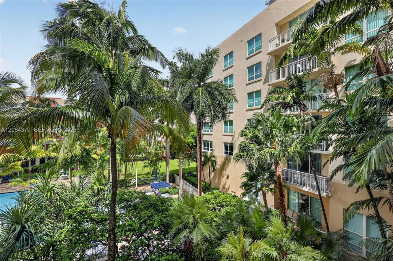 2000 N Bayshore Dr , Unit 317, Miami, FL 33137 Photo