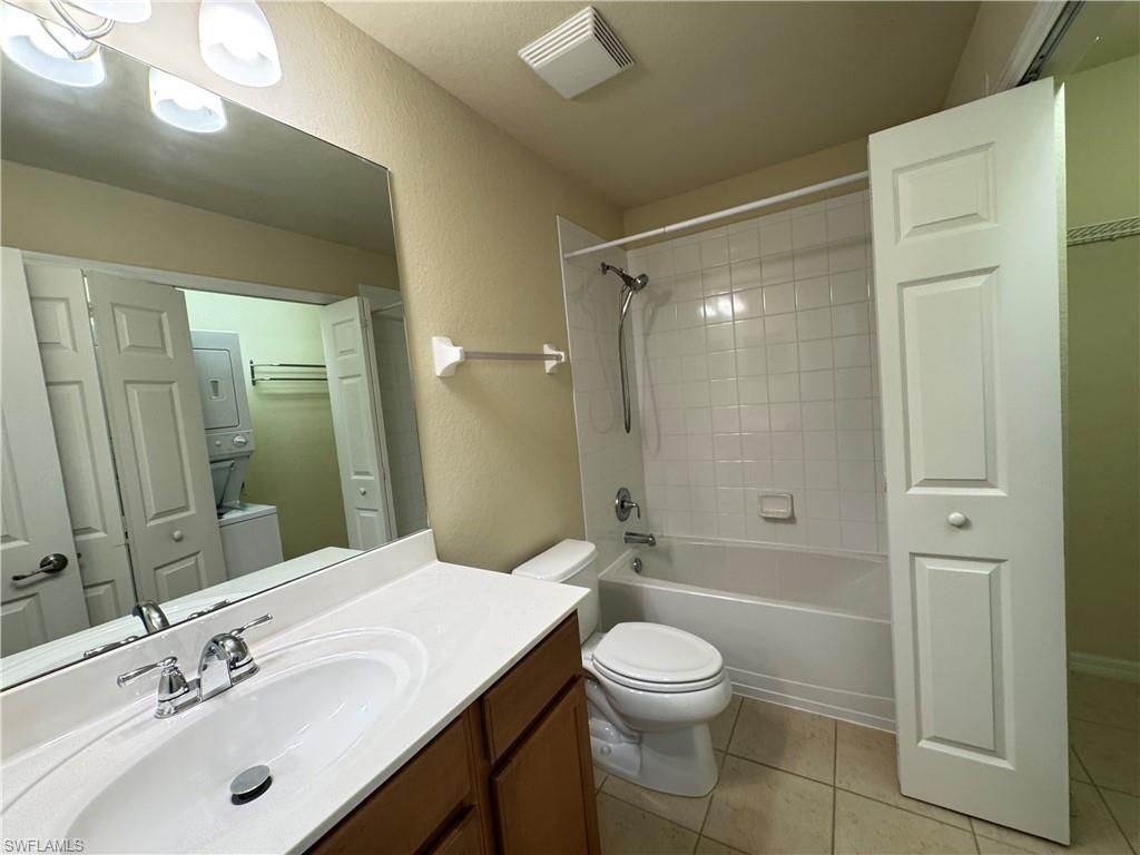 9077 Gervais Cir , Unit 904, Naples, FL 34120 Photo