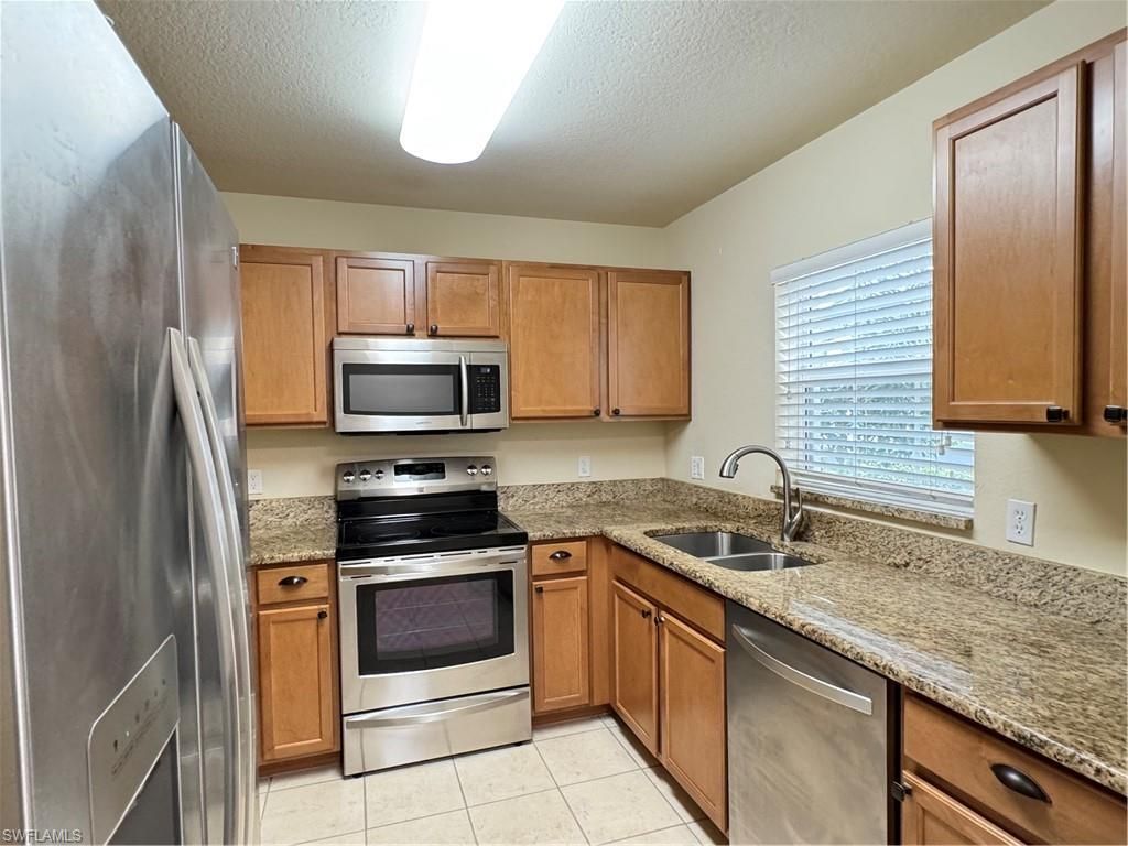9077 Gervais Cir , Unit 904, Naples, FL 34120 Photo
