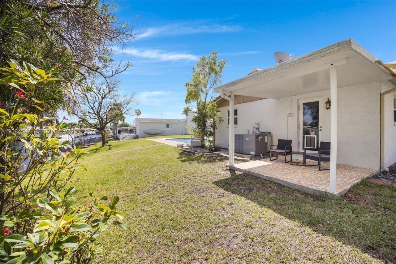 6121 SW 16th St, Plantation, FL 33317 Photo