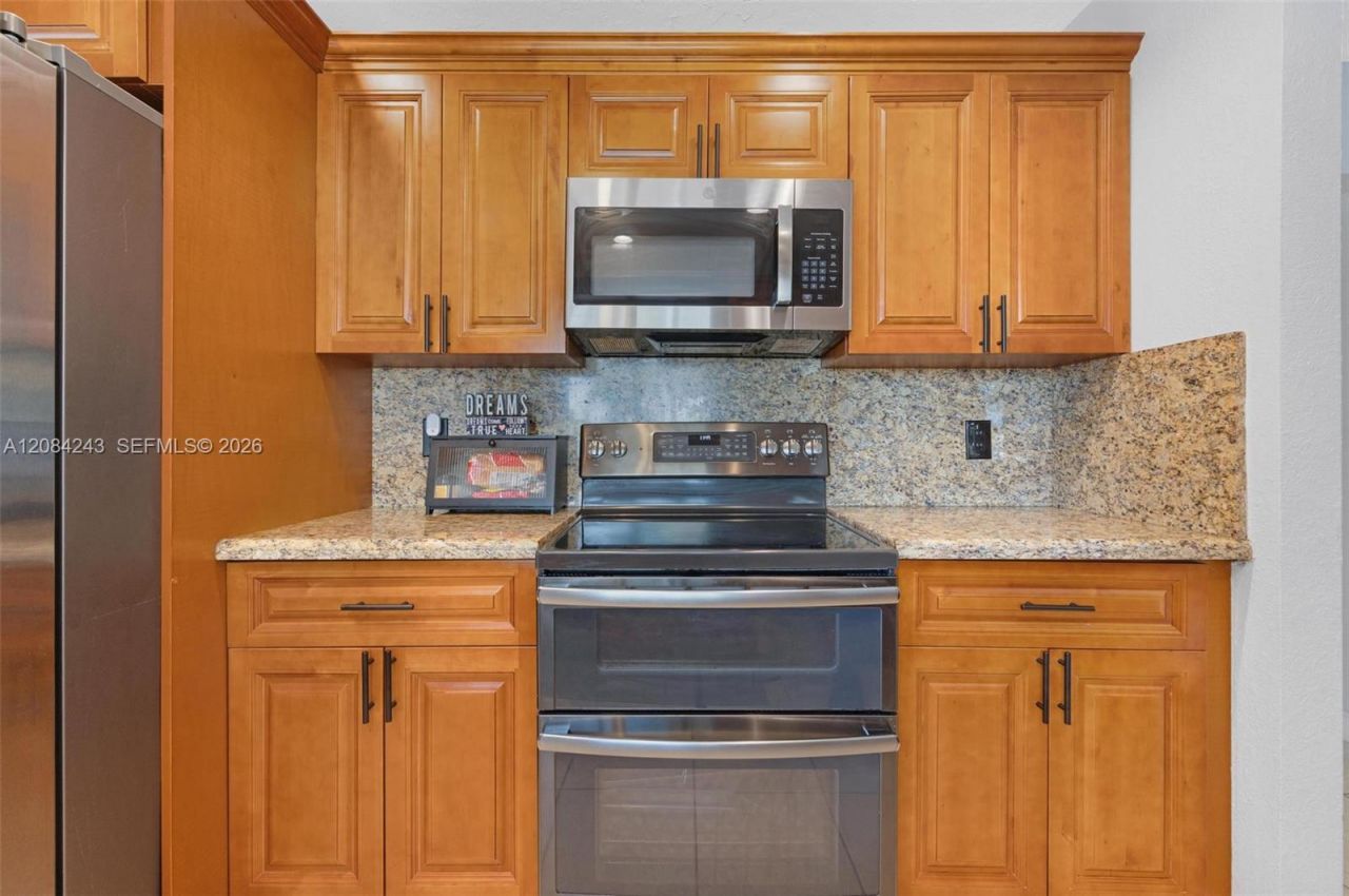 6121 SW 16th St, Plantation, FL 33317 Photo