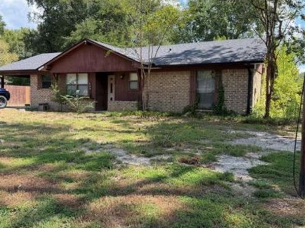 408 Hillcreek Drive, Whitehouse, TX 75791