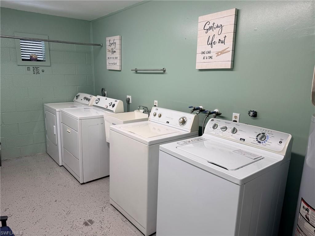 1660 Pine Valley Dr , Unit 402, Fort Myers, FL 33907 Photo