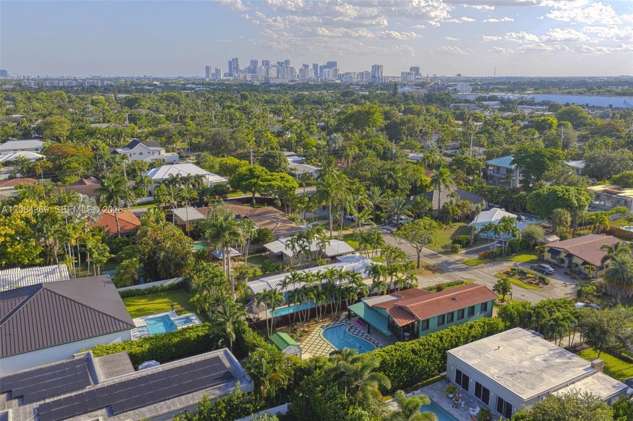 1716 NE 17th Ave , Fort Lauderdale, FL 33305 Photo