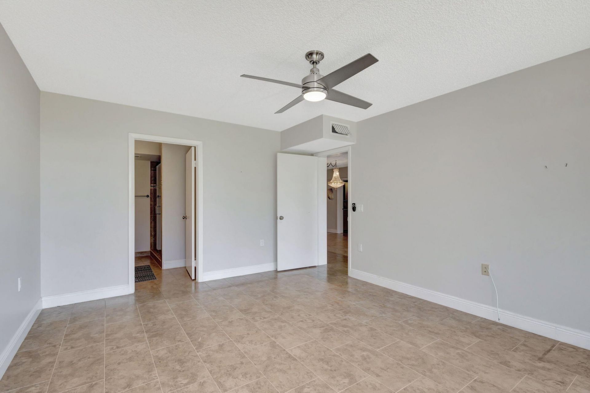 2741 Village Boulevard, Unit 104, West Palm Beach, FL 33409 Photo