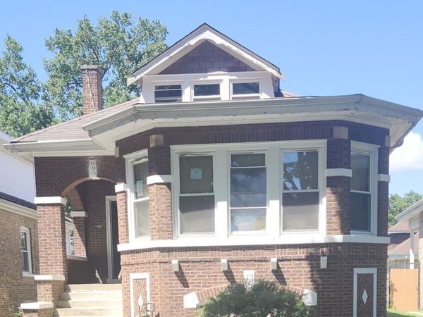 8846 S Parnell Avenue, Chicago, IL 60620