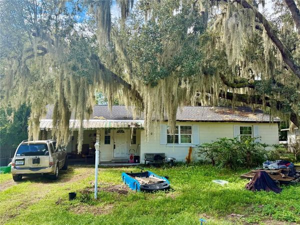 255 VALENCIA ROAD , DEBARY, FL 32713