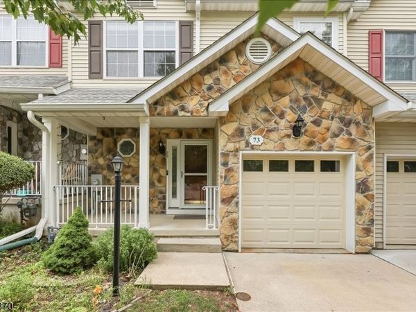 73 Castleton Rd, Montgomery, NJ 08540