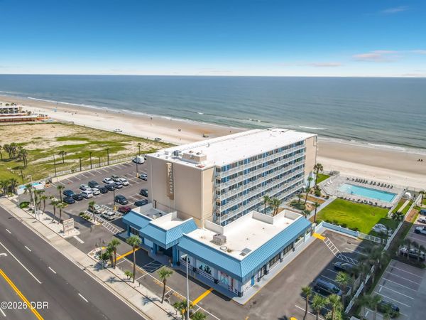 2043 S Atlantic Avenue, Unit 215, Daytona Beach Shores, FL 32118