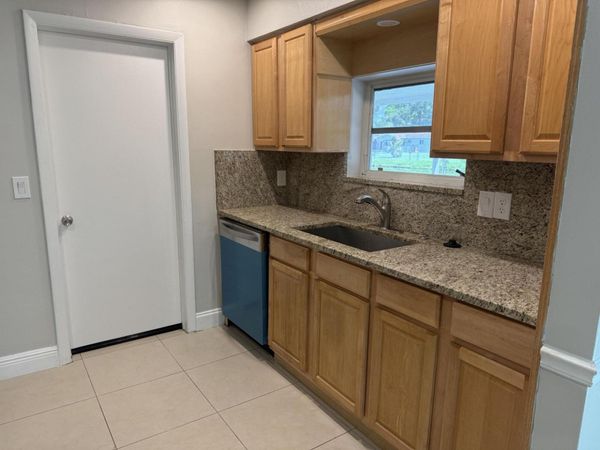 5180 SW 94TH Avenue, Cooper City, FL 33328