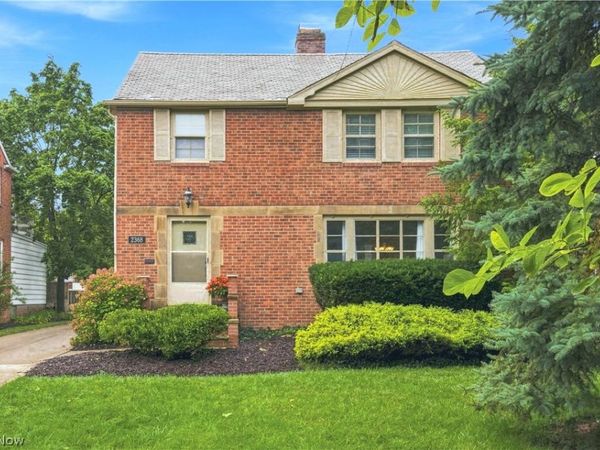 2368 Loyola Road, University Heights, OH 44118