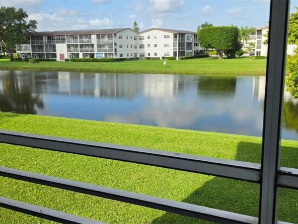 523 Fanshaw M, Unit 523, Boca Raton, FL 33434
